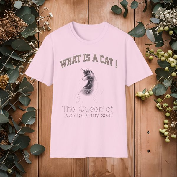 What is a Cat – The Queen of "You’re in My Seat" Cat Graphic T-Shirt | BONYTA.Online